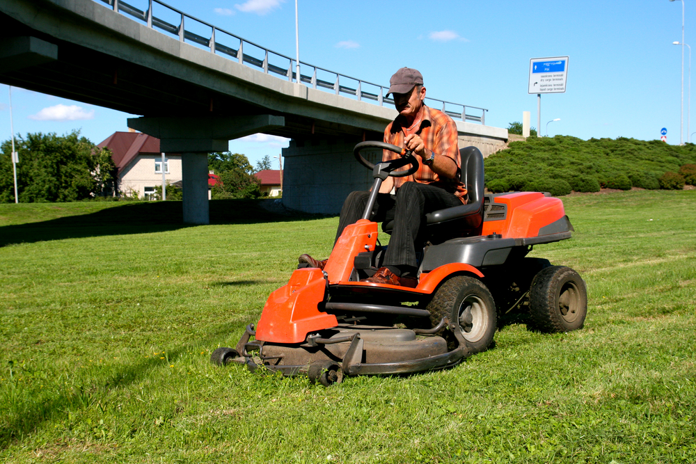 4 Best Brands For Lawn Equipment