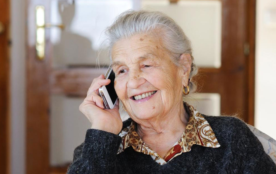 All you must know about Safelink phone for seniors