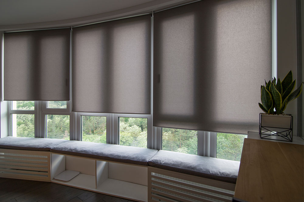 Top 4 deals on light-filtering shades