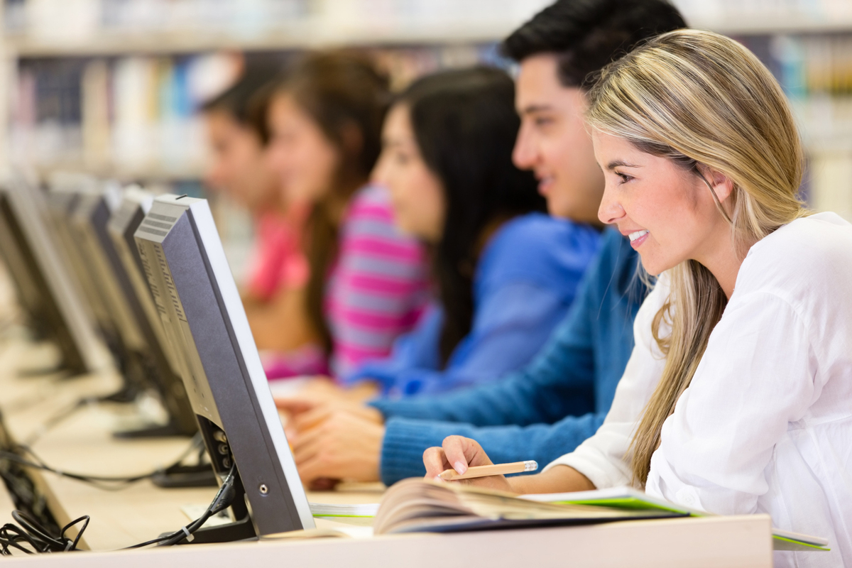 Embracing Online Education: Invaluable Online Courses in Nassau